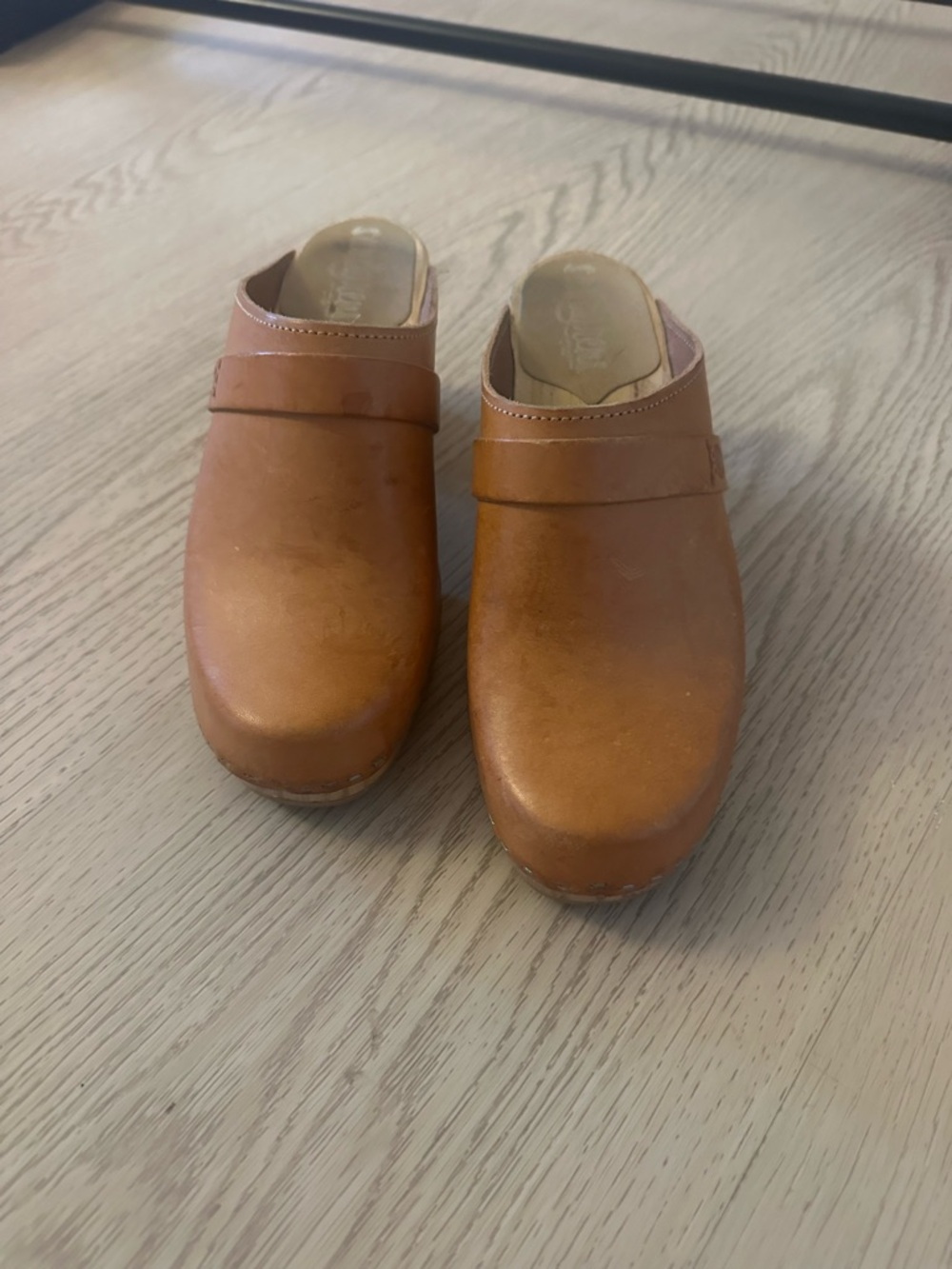 Swedish Leather Clogs in Tan - Sandgren’s Size 38
